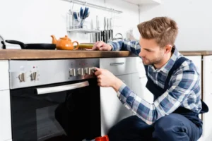 How Much Does Oven Repair Cost in 2025?