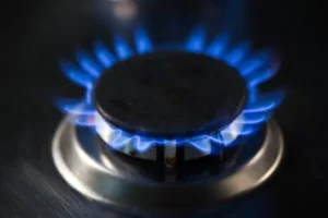 Why Is My Gas Stove Not Lighting? 11 Common Issues