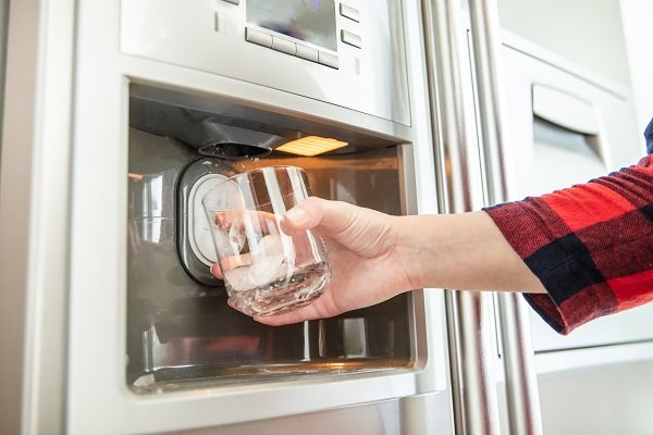 How Much Does It Cost to Repair or Replace an Ice Maker?